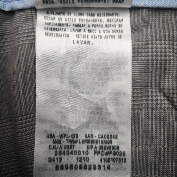 Dockers Ladies Size 12 Grey Plaid Wide Straight Legs Capri Pants - Picture 6 of 15